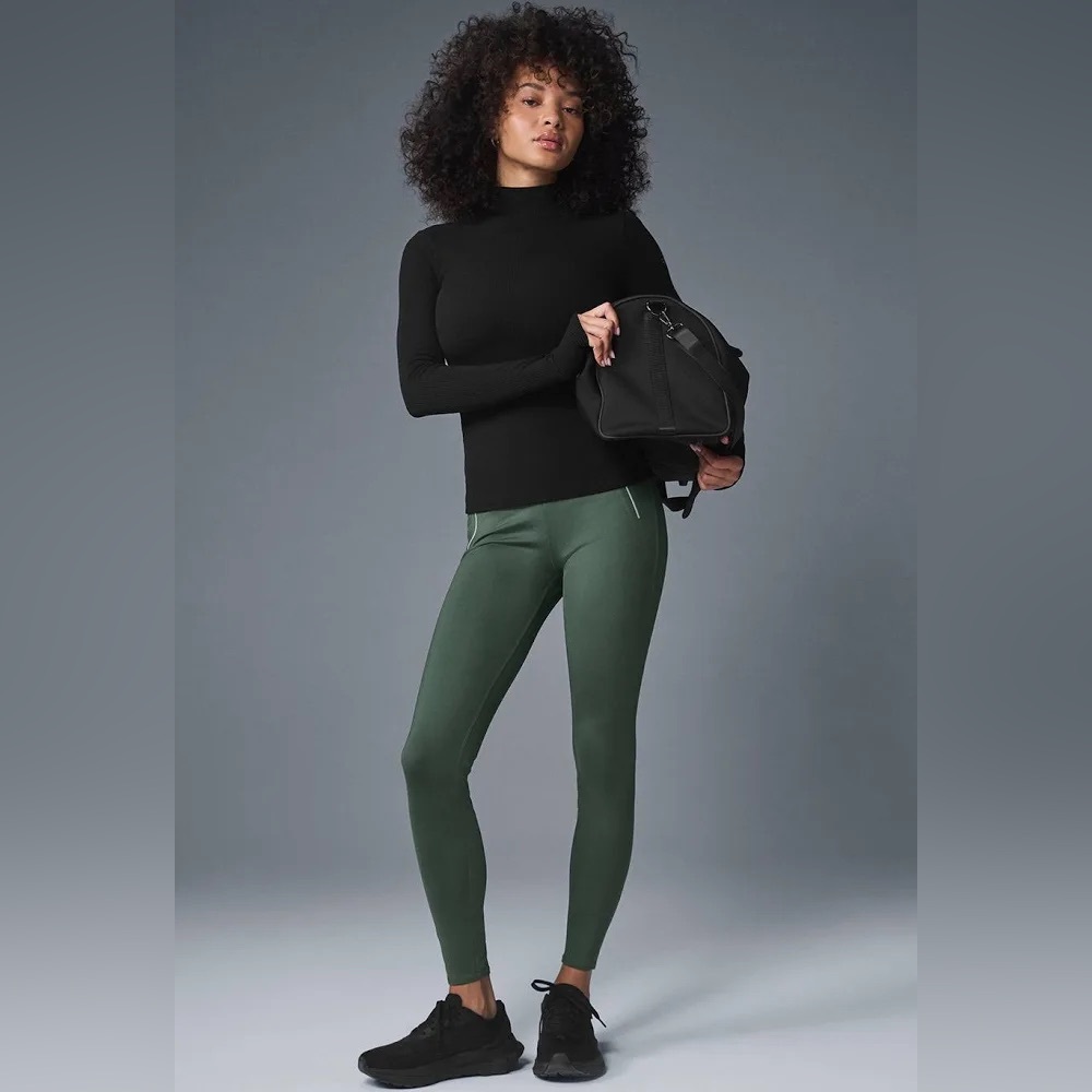 Alo Yoga Wellness Rib Mock Neck Long Sleeve - Picture 2 of 9